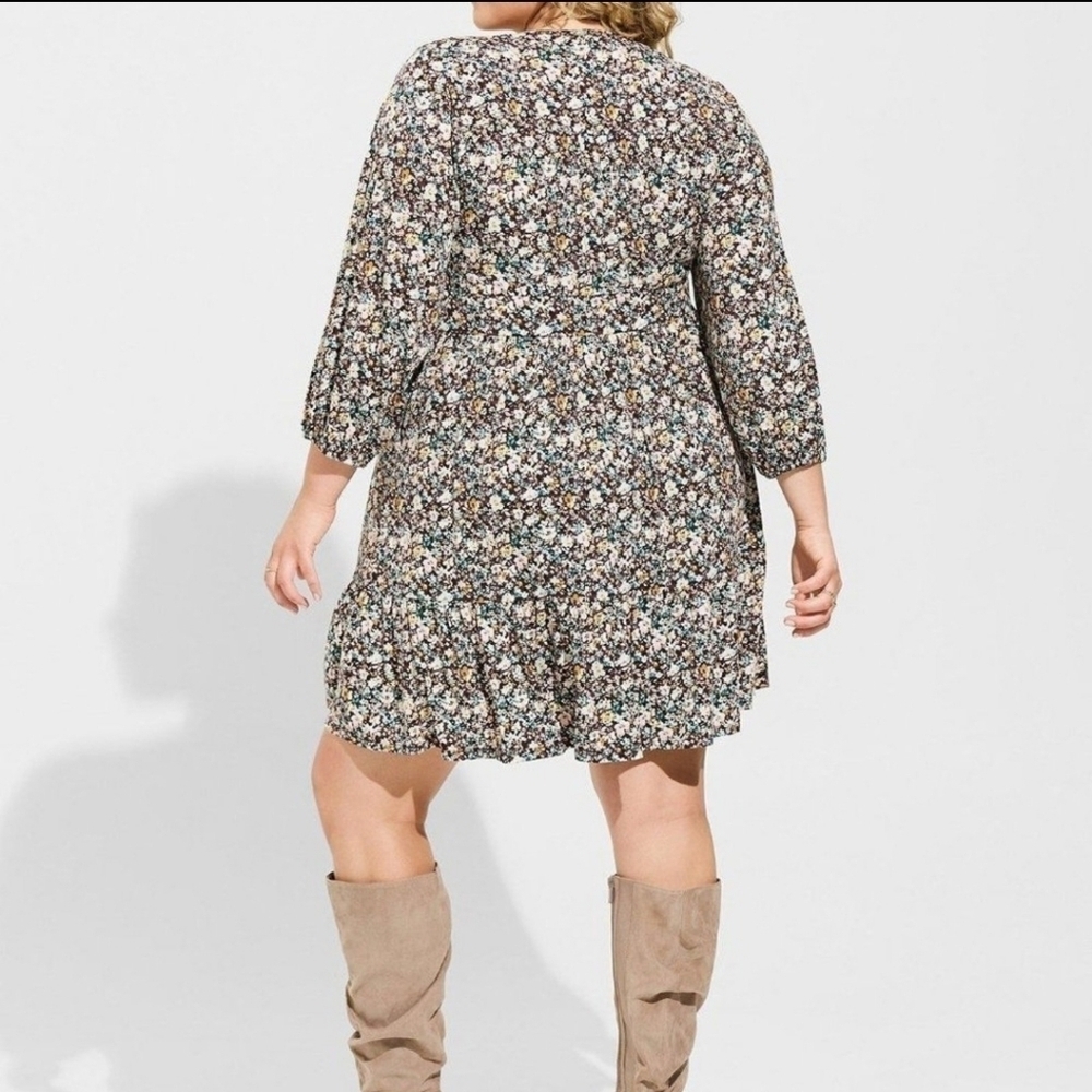 Torrid mini studio surplice tiered dress with pockets - Picture 7 of 9